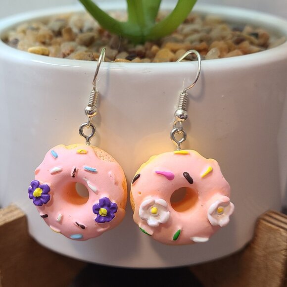 Handmade Donut Earrings Pink Flower Dangle Drop Fun Foodie Cute Earrings NEW - Picture 4 of 6